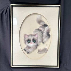 Vintage Framed Plush-Look Cat Wall Art Print - Gray & White